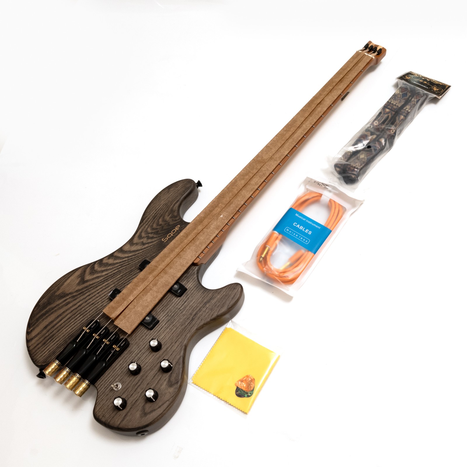 ヘッドレス4弦ベースギター、アッシュボディ、ローステッドメイ - Bass Guitar Fretless のレビューと価格